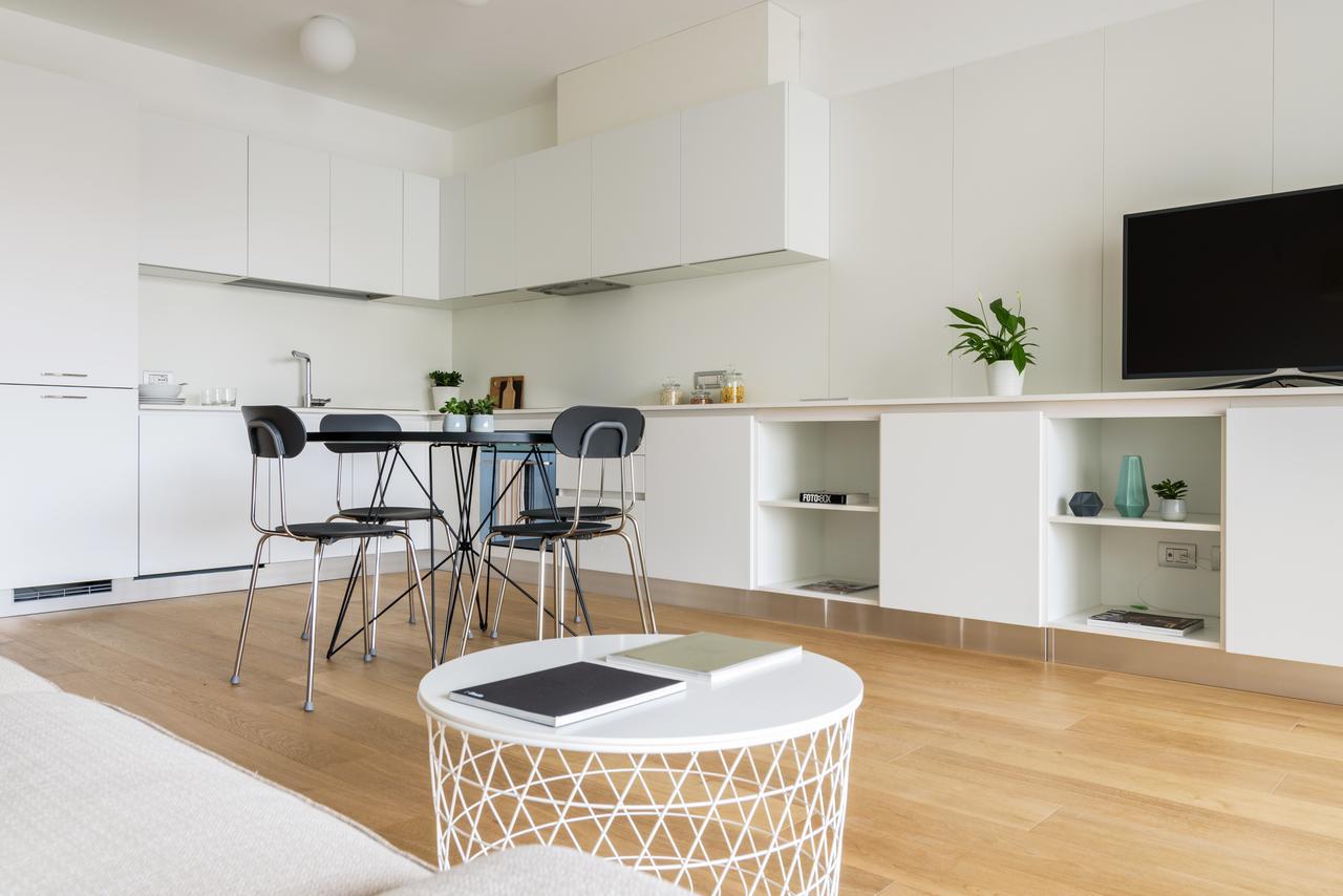 Altido Lovely 1-Bed Flat With Balcony & Free Parking ミラノ エクステリア 写真