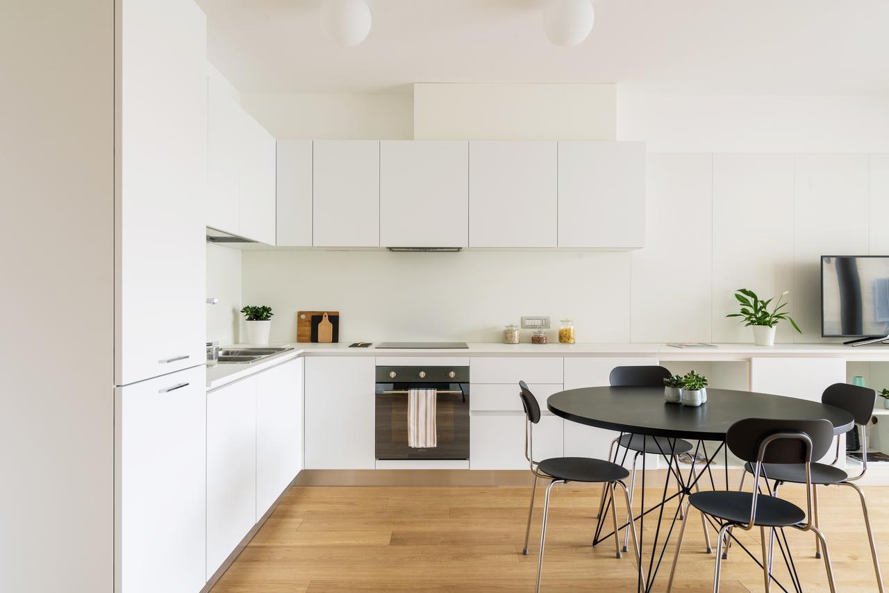 Altido Lovely 1-Bed Flat With Balcony & Free Parking ミラノ エクステリア 写真