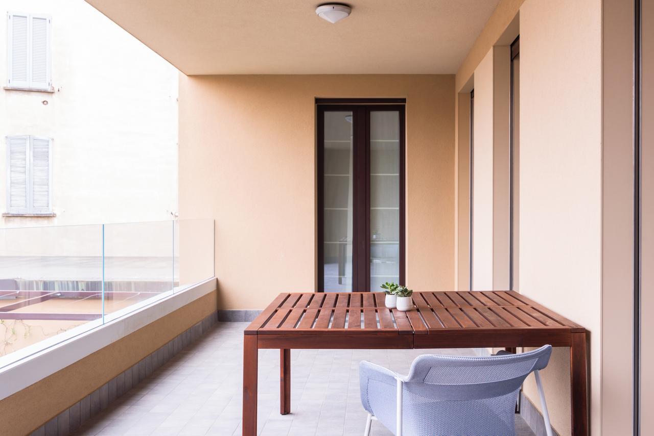 Altido Lovely 1-Bed Flat With Balcony & Free Parking ミラノ エクステリア 写真