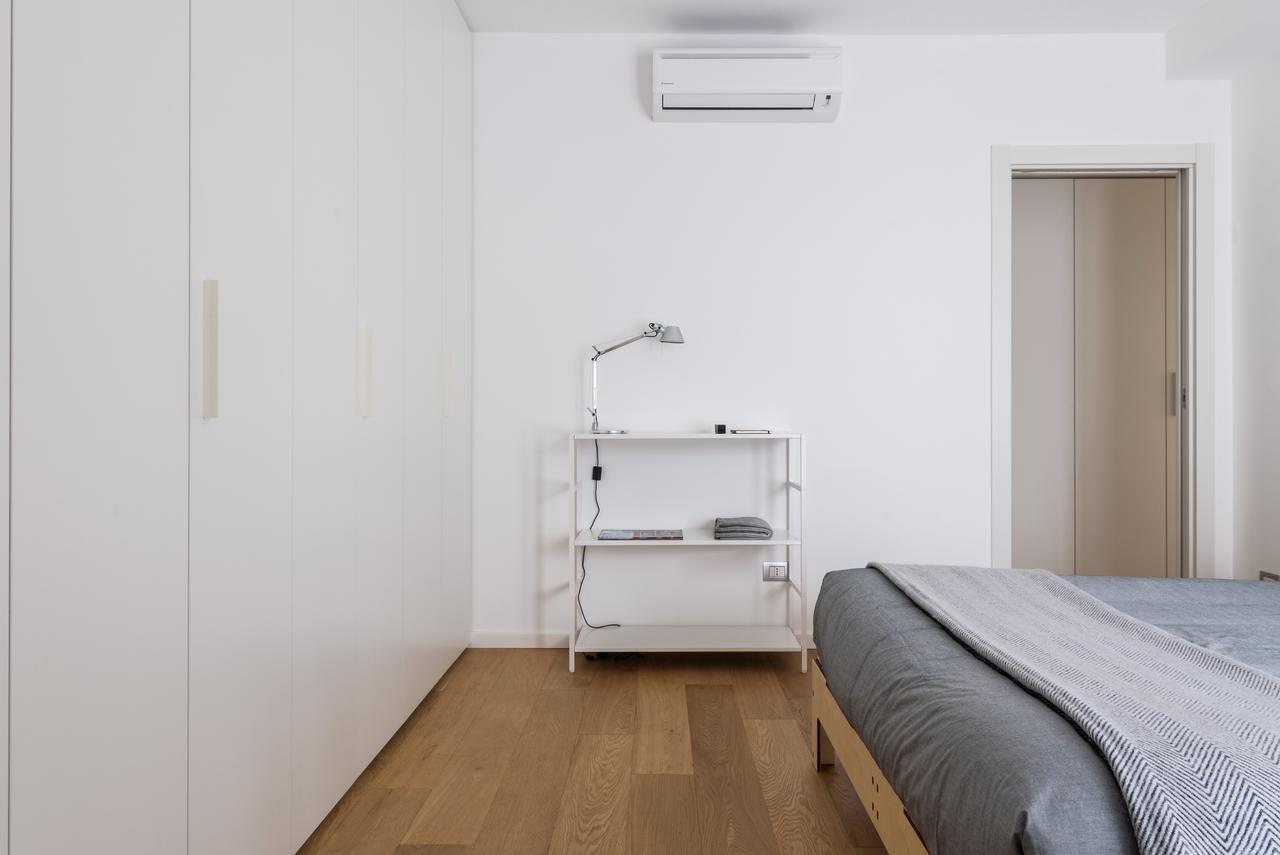 Altido Lovely 1-Bed Flat With Balcony & Free Parking ミラノ エクステリア 写真