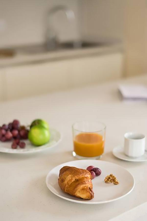 Altido Lovely 1-Bed Flat With Balcony & Free Parking ミラノ エクステリア 写真